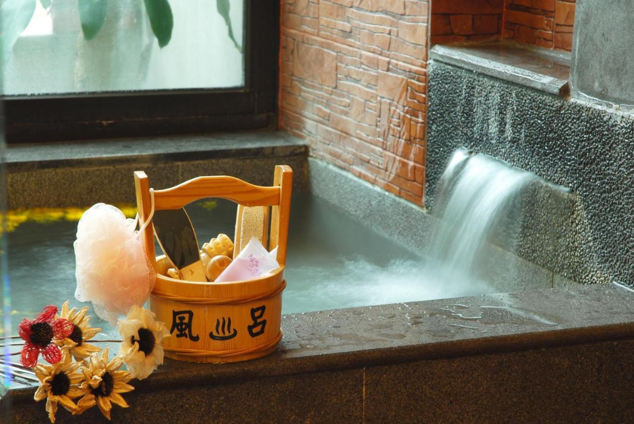 A-San Hot-Spring Hotel Jiaoxi Exteriör bild